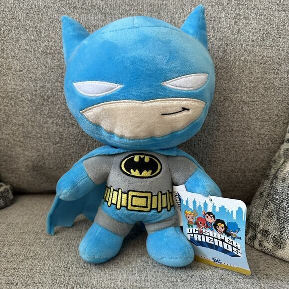 Batman DC Super Friends Plush Toy Six Flags Exclusive Collectible Stuffed Doll - Picture 1 of 7
